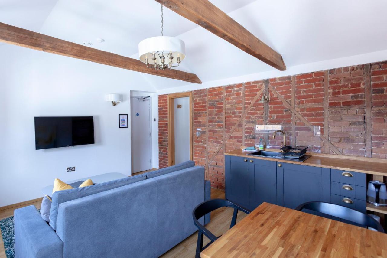 Apartment 6 At Number 8: City Centre, 1 Bedroom, Sofa Bed In Lounge Кентербері Екстер'єр фото